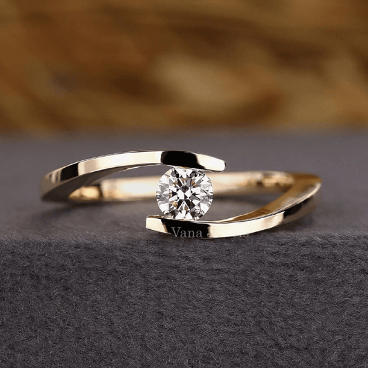 Round Lab Grown Diamond Engagement Ring - Vana Jewels