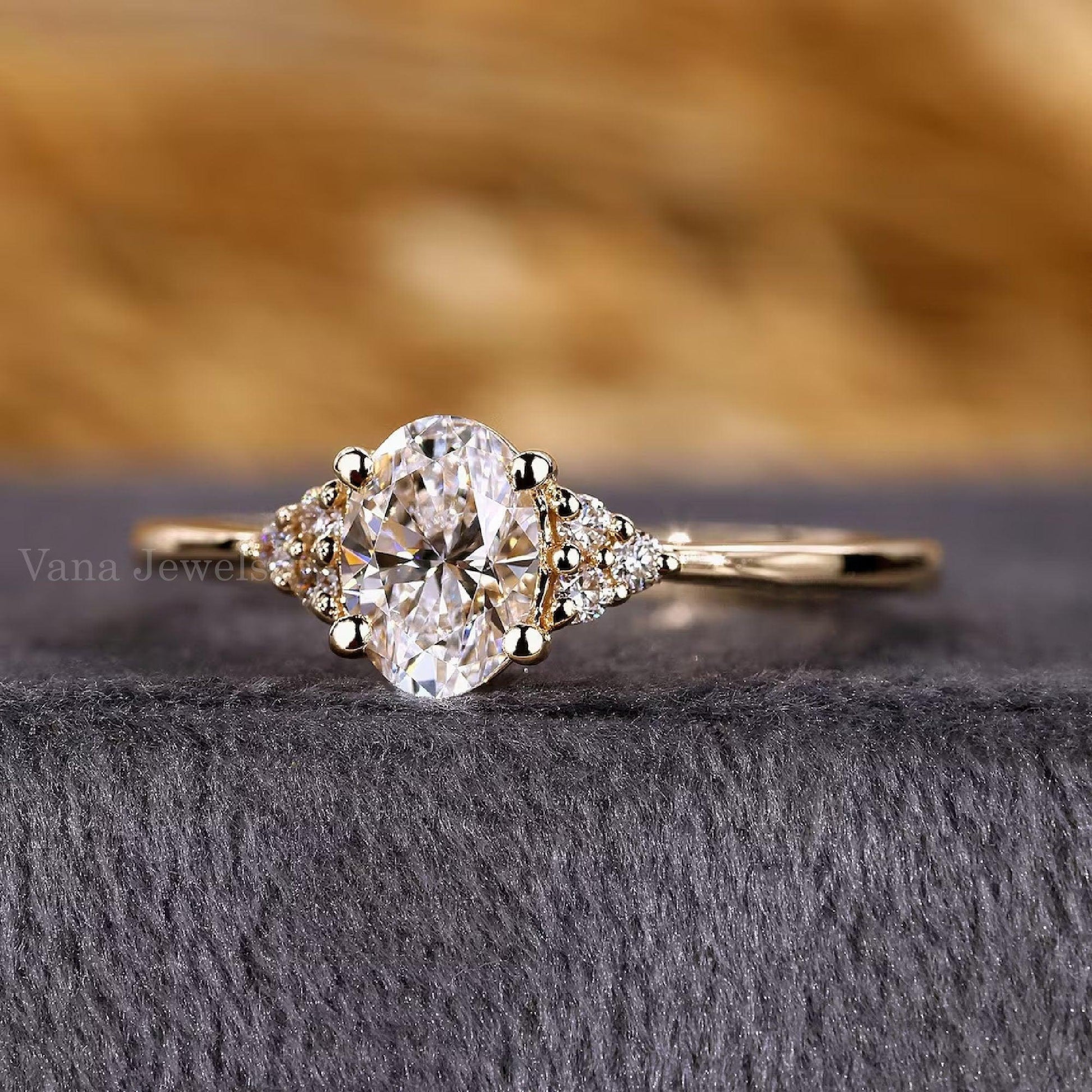 Oval Cut Lab Grown Diamond Muse Engagement Ring - Vana Jewels