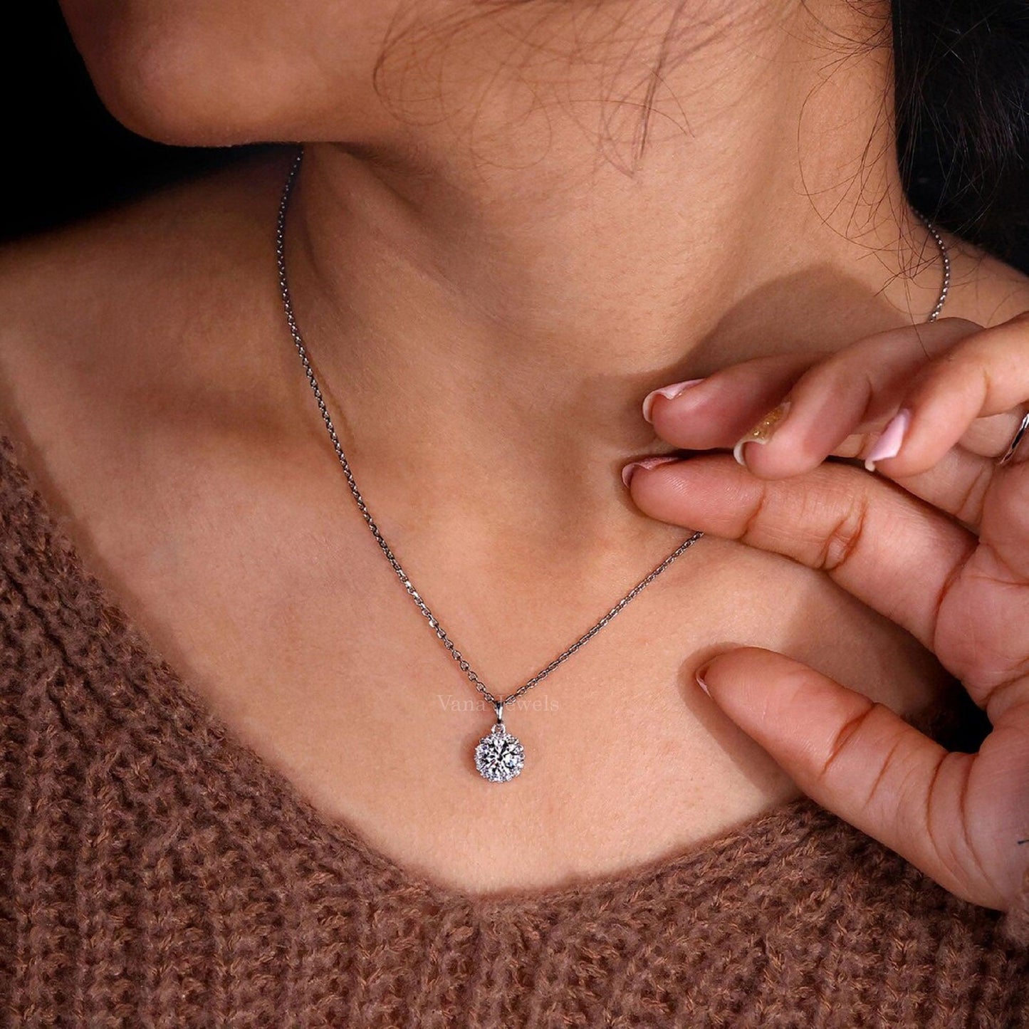 Unique 1.00 TCW Round Lab Grown Diamond Halo Pendant - Vana Jewels