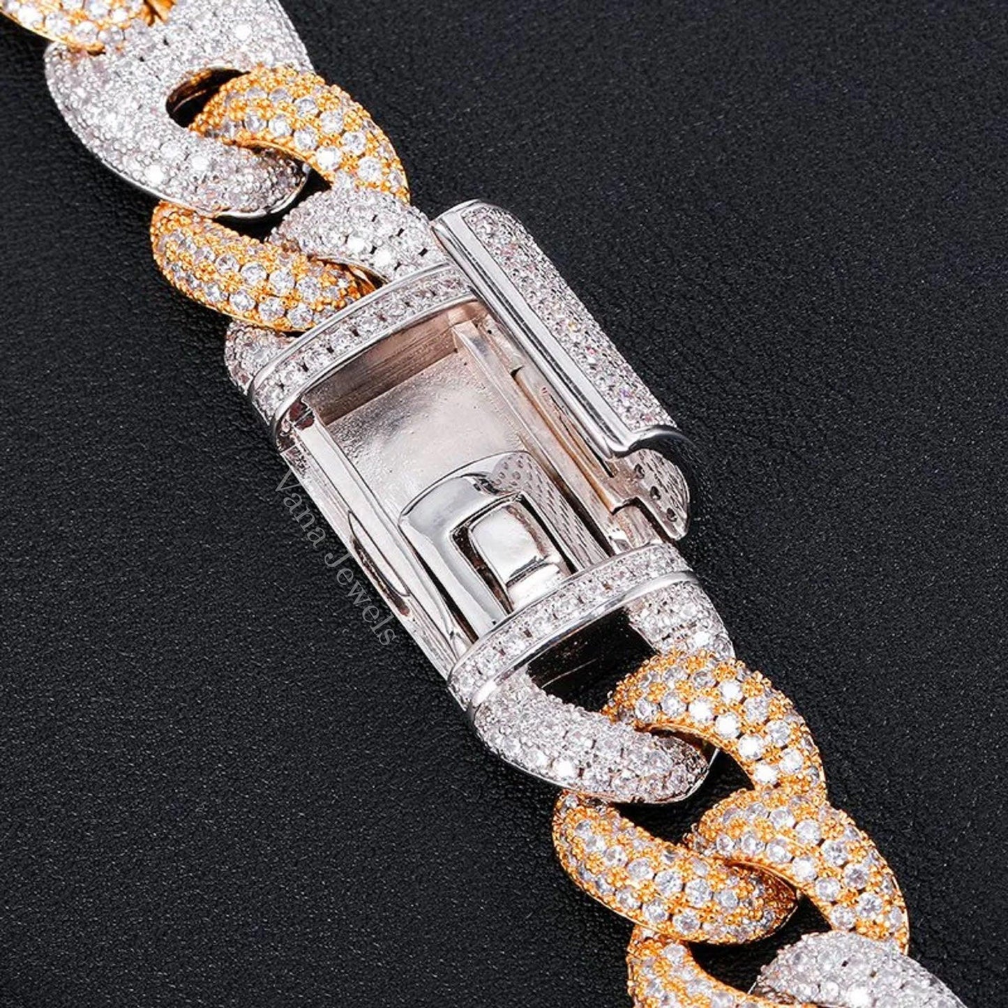 15 MM VVS Moissanite Diamond Cuban link Iced Out Bracelet - Vana Jewels