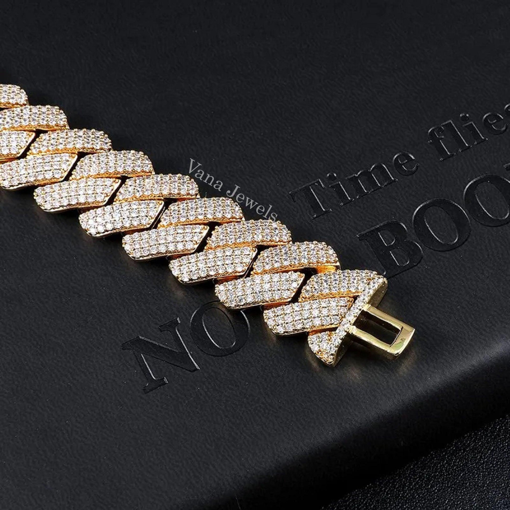 19MM Iced Out VVS Moissanite Diamond Cuban Bracelet - Vana Jewels