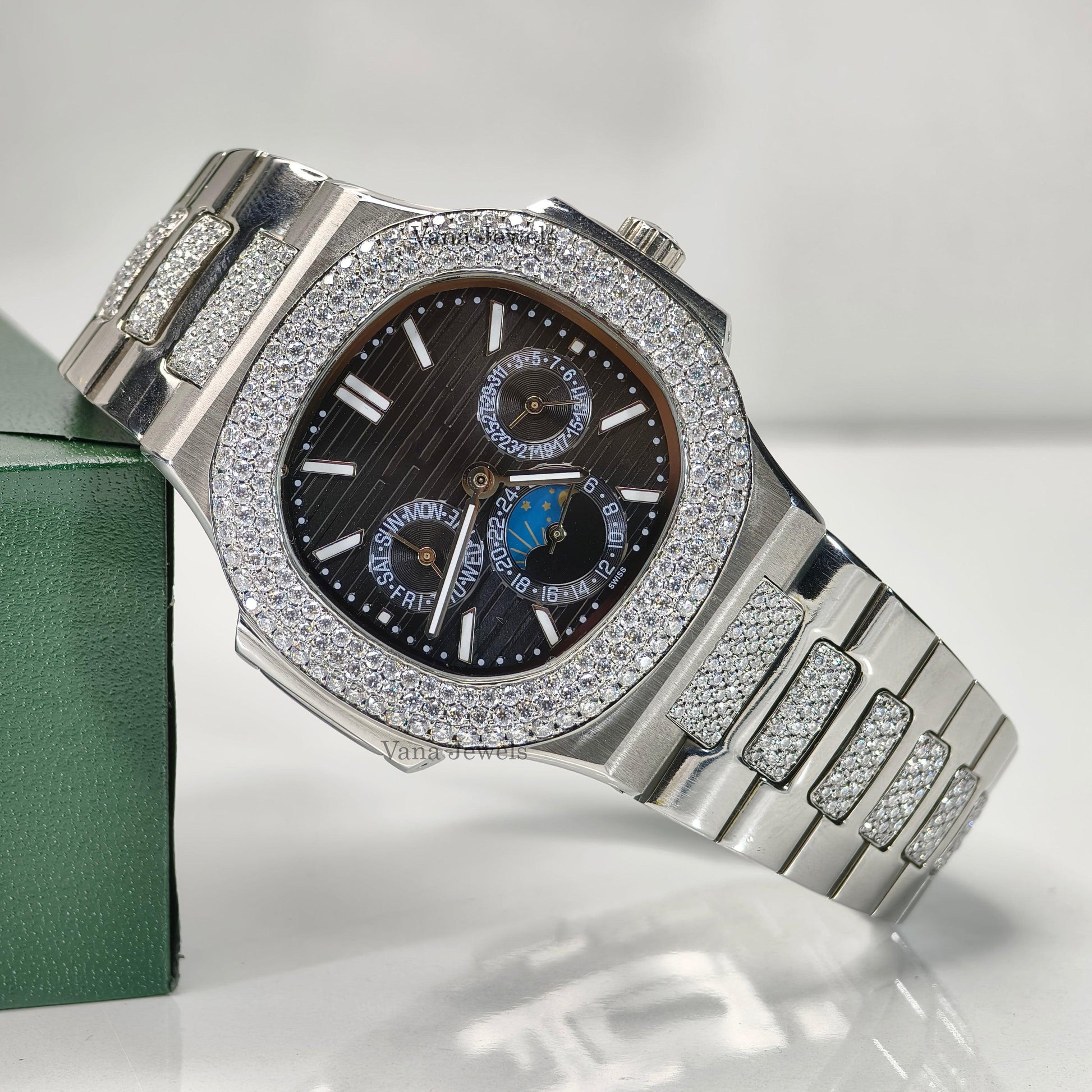 Round Cut VVS Moissanite Diamond Luxury's Watch - Vana Jewels